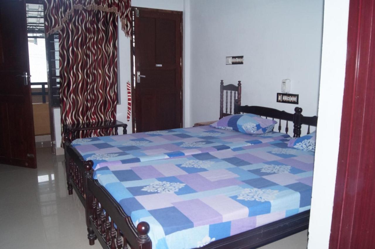 Prems Homestay Kochi Zewnętrze zdjęcie