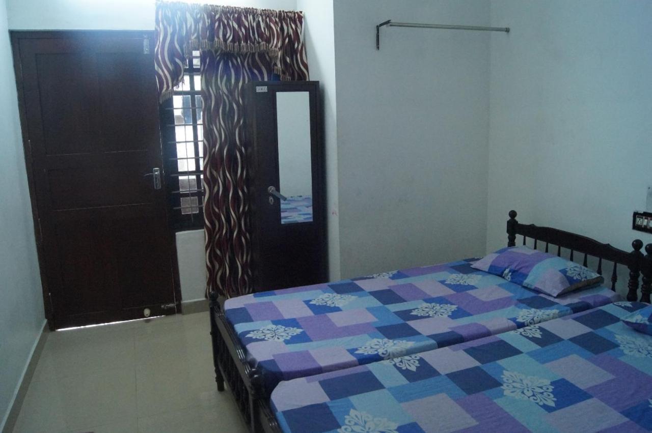 Prems Homestay Kochi Zewnętrze zdjęcie