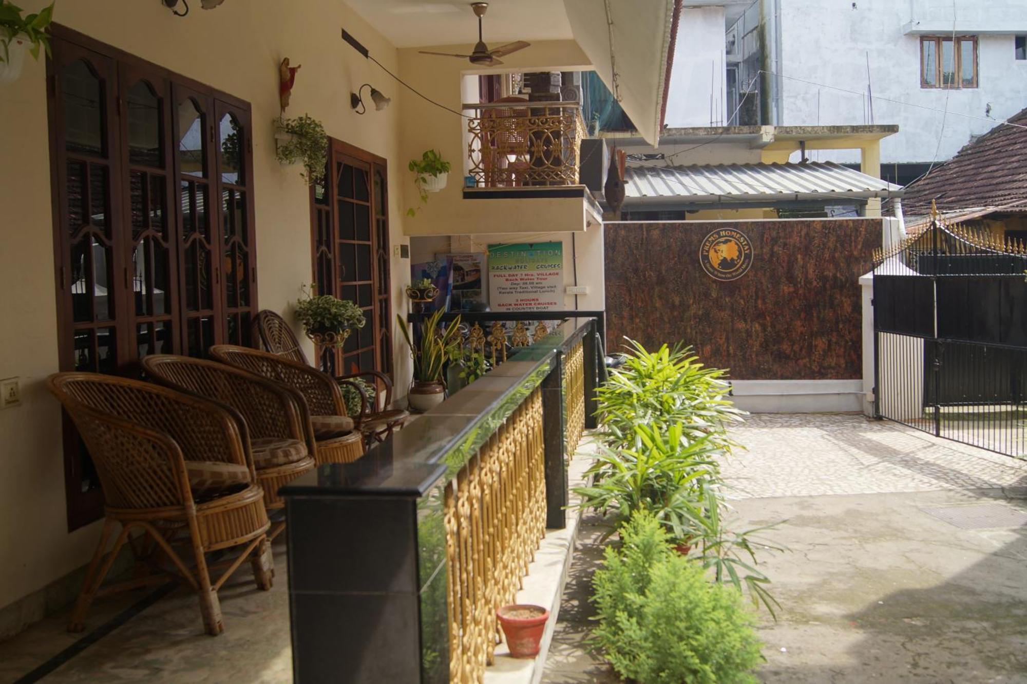 Prems Homestay Kochi Zewnętrze zdjęcie