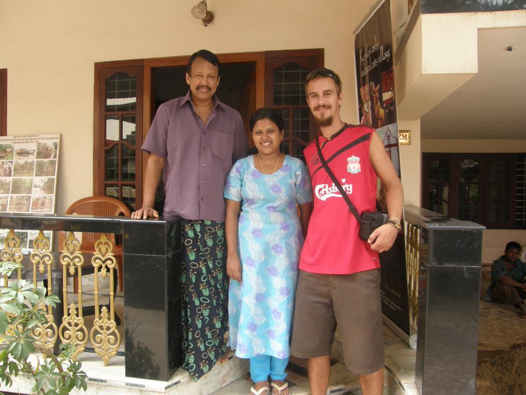Prems Homestay Kochi Zewnętrze zdjęcie